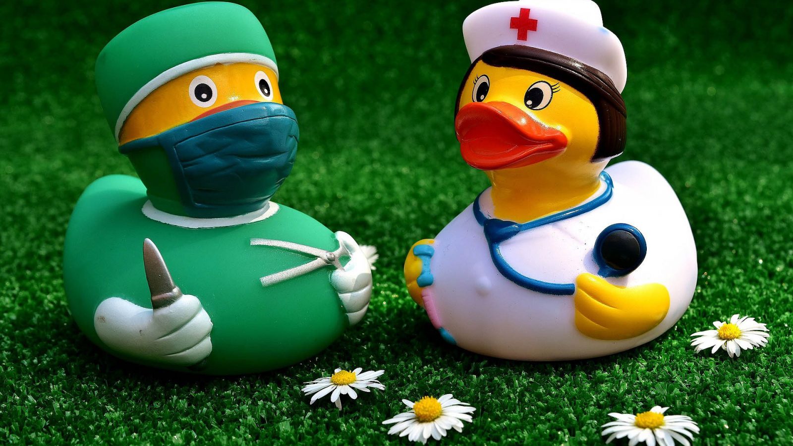 nurse gifts - nurse rubber duckies